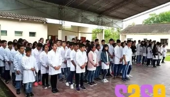 Escuela Secundaria de Amberes - Monteros