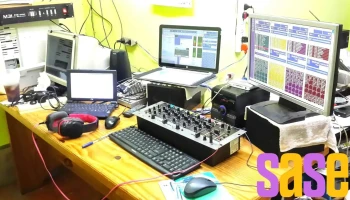 Lrh 714, Music 91.5 MHz. - N3365Ana Oberá