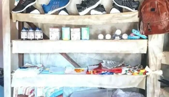 Pequeño Bazar Lleno De Luz - Mburucuyá