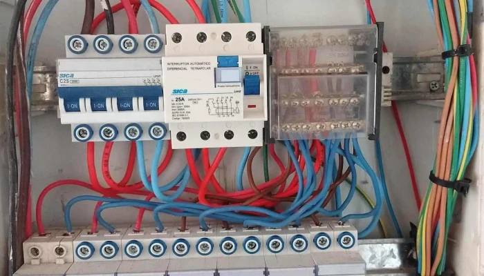 Burgos Electricidad -  Numero - Cerrillos