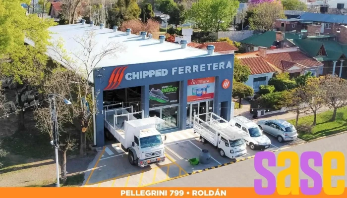 Chipped Ferretera Ferreteria En Roldan Del Propietario - Roldán