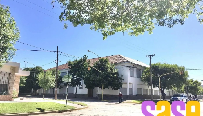 Colegio Niño Jesús De Praga - Sarmiento 1242