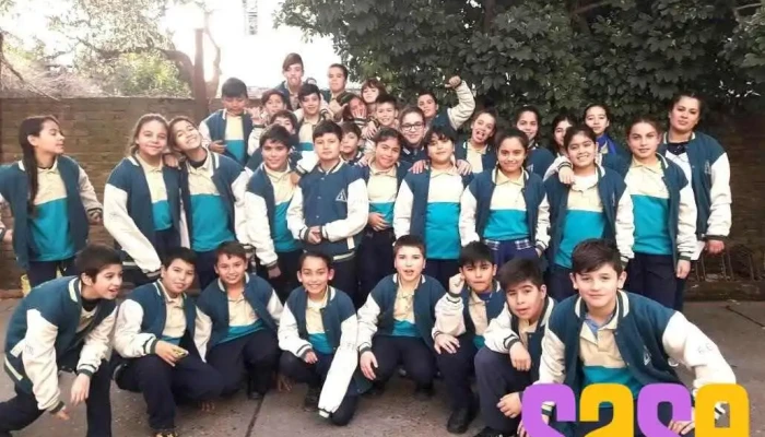 Colegio San Luis - B1625Amo Belén De Escobar