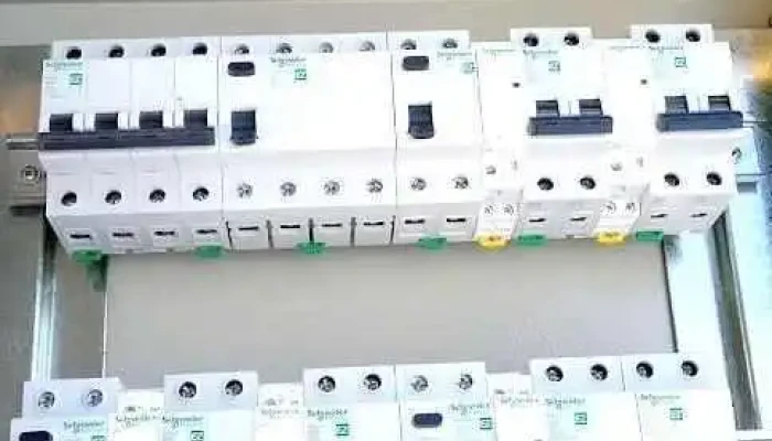 E y E instalaciónes - Machagai