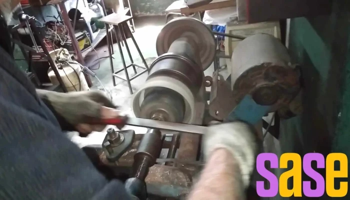 Electricidad Del Automotor De Luis A Fradeja Videos - Córdoba