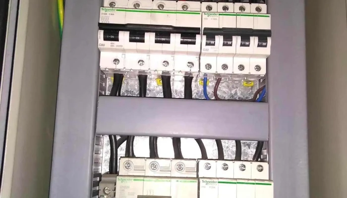 Electricista Axys Soluciones Electricas Horario - La Calera