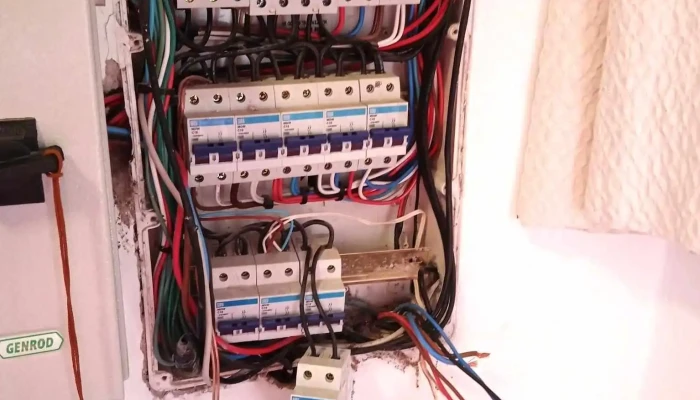 Electricista Gabriel Corral -  Abierto Ahora - Gral. Roca