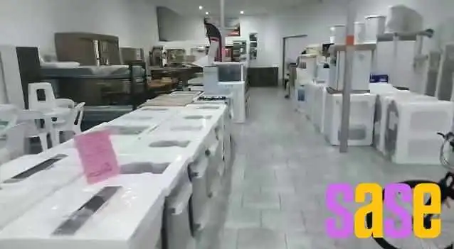 Electro Laumann -  Interior - Santa Anita