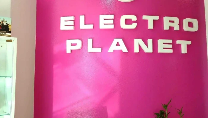 Electro Planet -  Interior - Urdinarrain