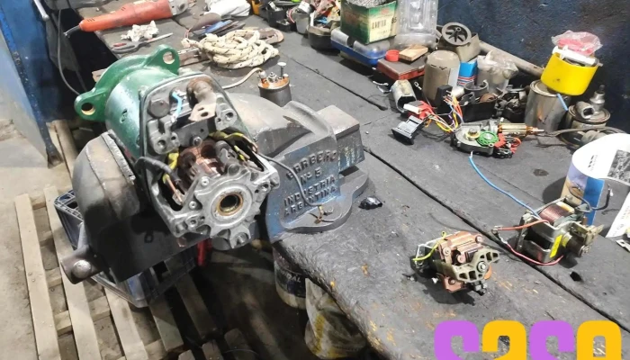 Electromecanica Ulloa -  Interior - Cipolletti