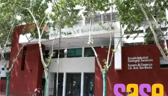 Escuela de Comercio Libertador General San Martín Unsj - J5402Cwk