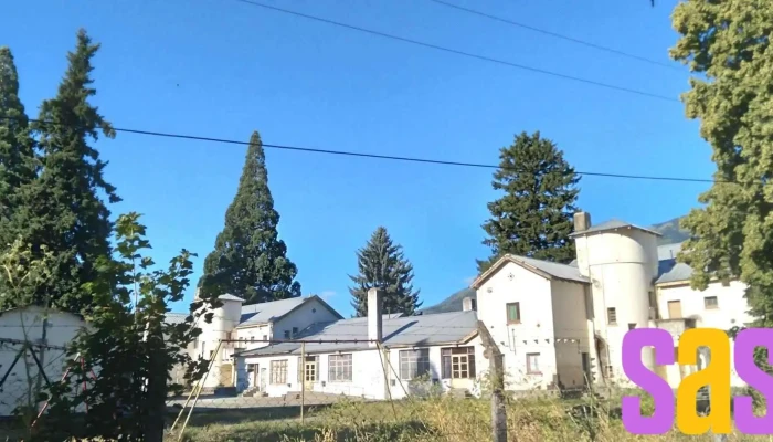 Escuela de los Recuerdos Nº 268 de Jornada Completa. Ex Escuela Hogar - El Bolsón
