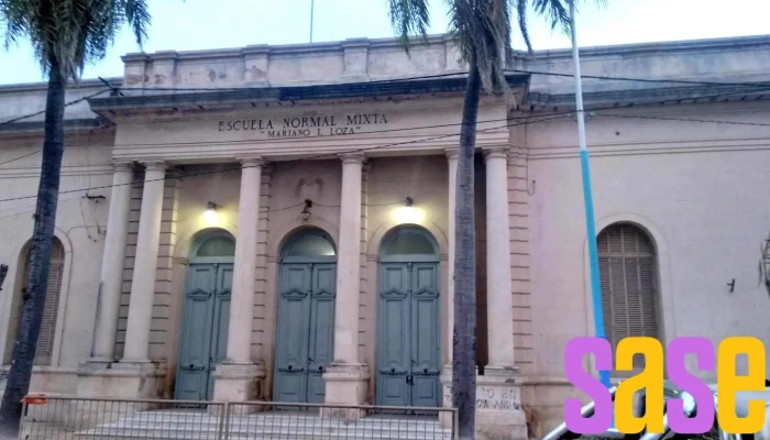 Escuela Normal Mariano I. Loza - Corrientes