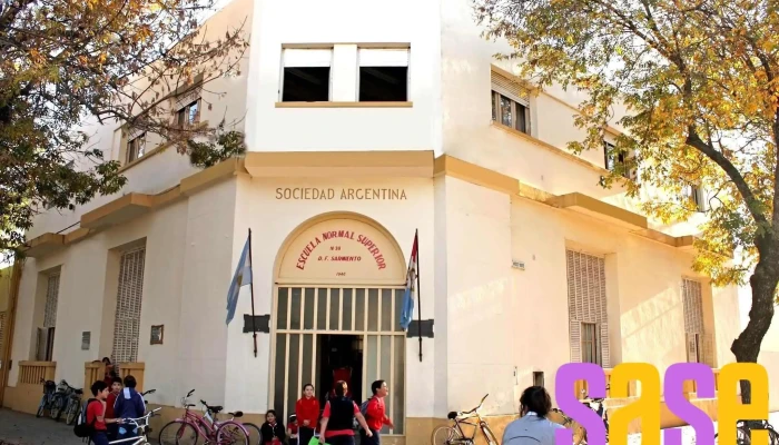 Escuela Normal Superior N° 38 Domingo Faustino Sarmiento - Villa Cañas