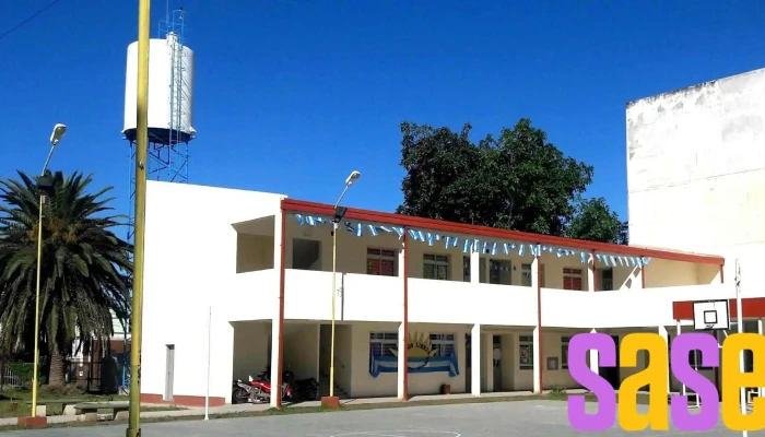 Escuela N°31 - Domingo Faustino Sarmiento - 9 De Julio 400-498
