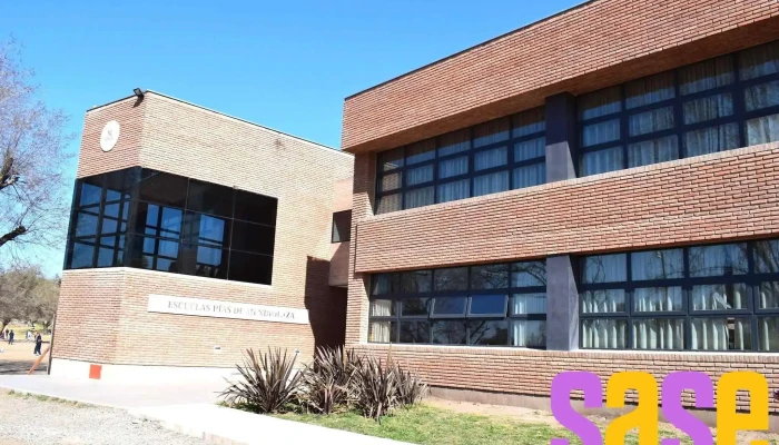 Escuelas Pías de Mendiolaza - San José De Calasanz 286