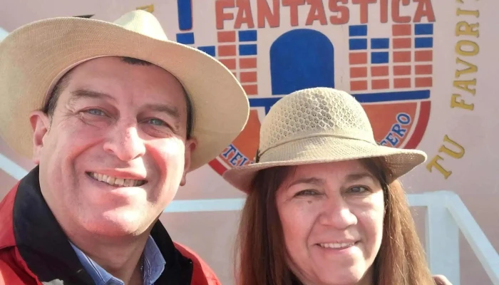 Estudios De Radio Fm Fantastica 1047mhz Los Telares - Los Telares