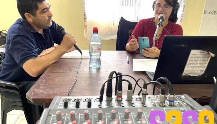 Fm 105.3 Radio Unidad - Lavalle &