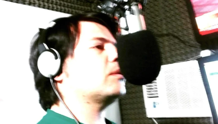 Fm Entre Tu Y Yo -  Opiniones - Empedrado