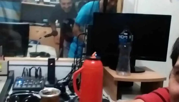 Fm La Nueva 98.1 - P3600Hnu Formosa