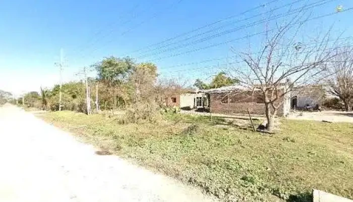 Fm La Quinta Estacion -    95900 Mhz Telefono - Ranchillos
