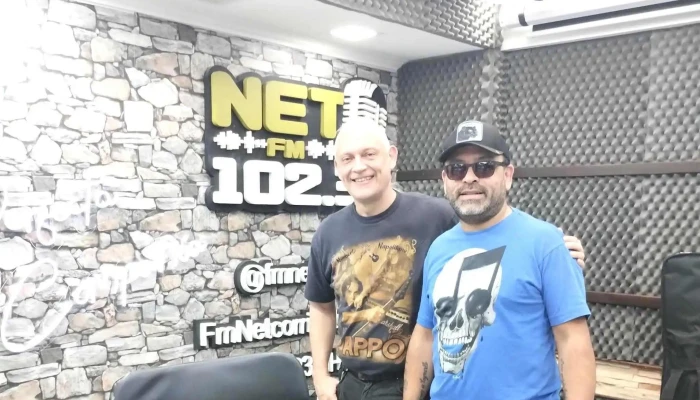 Fm Net 1023 Mhz Donde - Corrientes