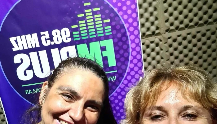 Fm Plus 985 Corrientes - Corrientes