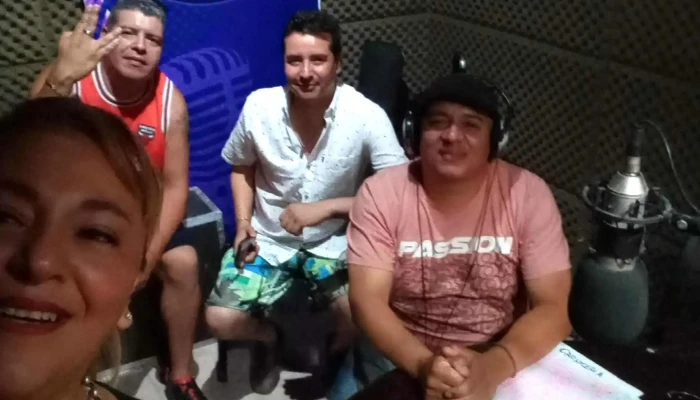 Fm Plus 985 Descuentos - Corrientes
