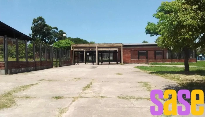 Instituto de Enseñanza Superior Famailla - Lavalle 500-580