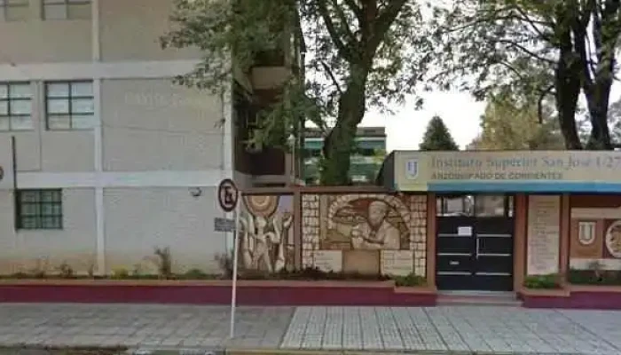 Instituto Superior San José I-27 - 3400