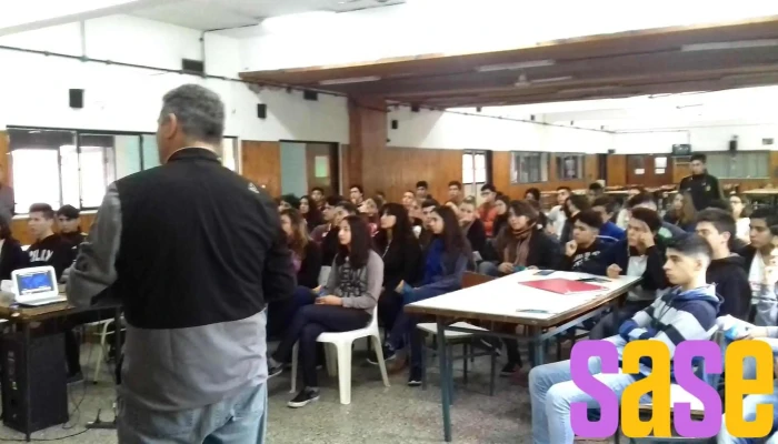 Ipet AyM N° 257 Dr. Rene Favaloro - Córdoba