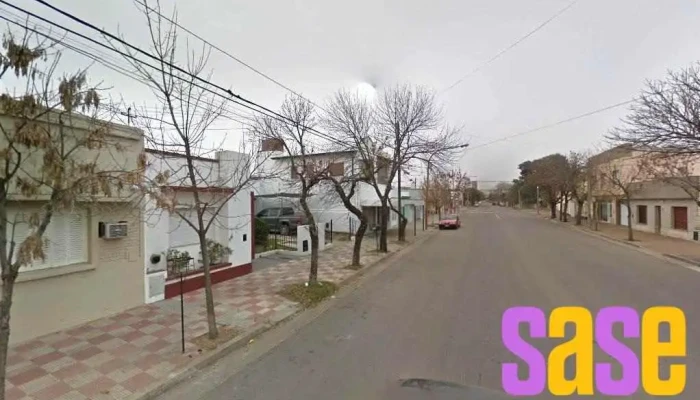 La 100 - Gral. Pico