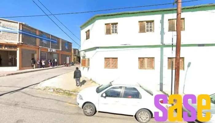 La Cien Poman - 99.900 MHz. - Catamarca