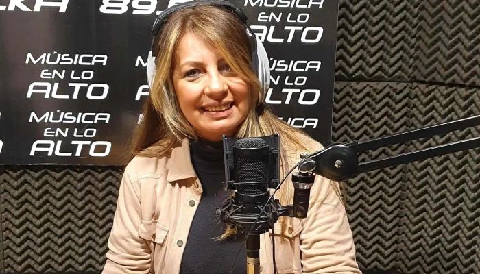 La Rocka Fm -  Cerca De Mi - Resistencia