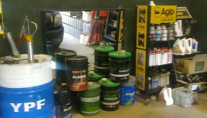 Lubricentro Venta De Lubricantes Y Baterias Sitio Web - Senillosa