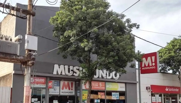 Musimundo -  Cerca De Mi - Puerto Iguazú