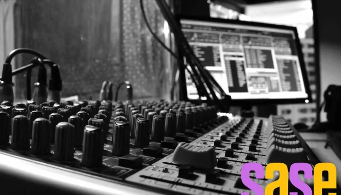 Open Radio 979   Buena Esperanza Interior - Buena Esperanza