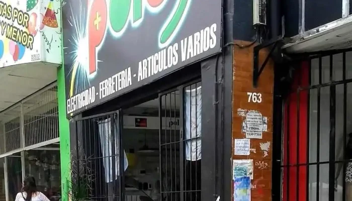 Polos Electricidad E Iluminación - San Miguel De Tucumán