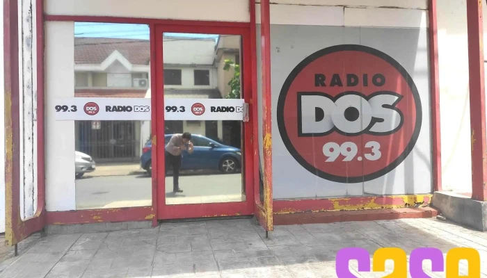 Radio Dos -  Exterior - Corrientes