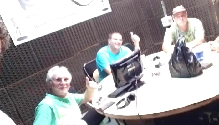 Radio General San Martin Am 610 Direccion - Villa Lynch