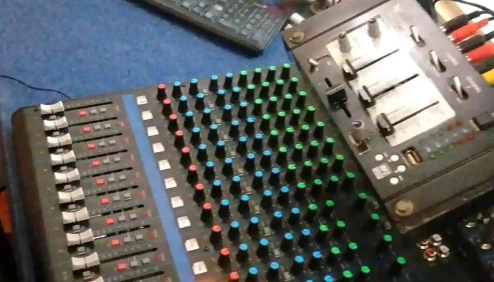 Radio Impactos 107.1 - Concepción Del Uruguay
