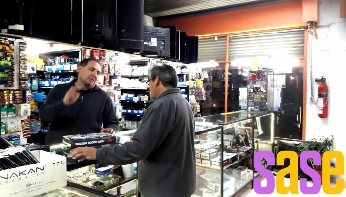 Rom Electronica -  Videos - Cinco Saltos
