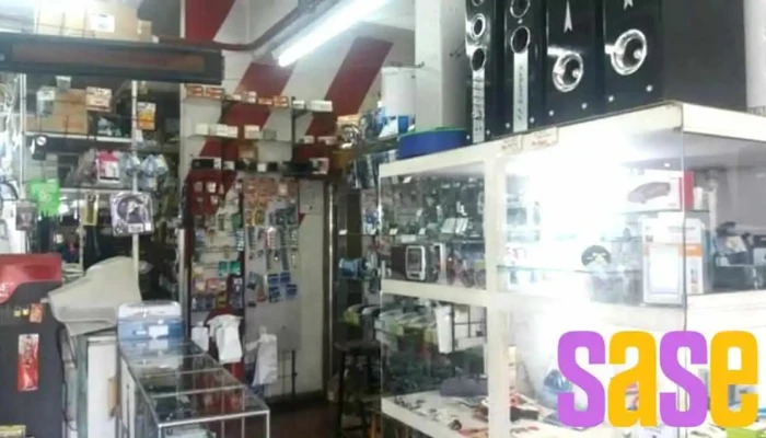 Santa Fe Radio -  Interior - Fkg