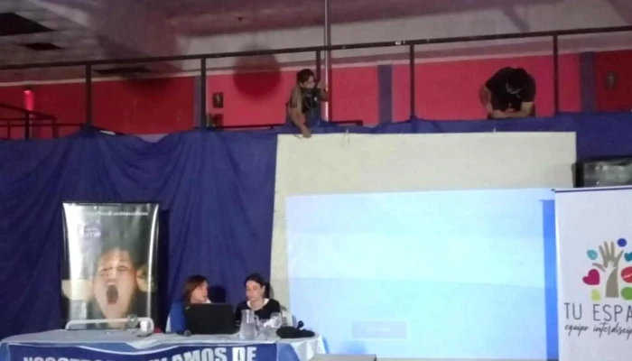 Skombro Megadisco Abierto Ahora - Monteros