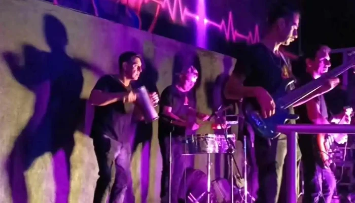 Sonido E Iluminacion Profesional Daniel Caballero Monte Caseros Corrientes Mas Recientes - Monte Caseros