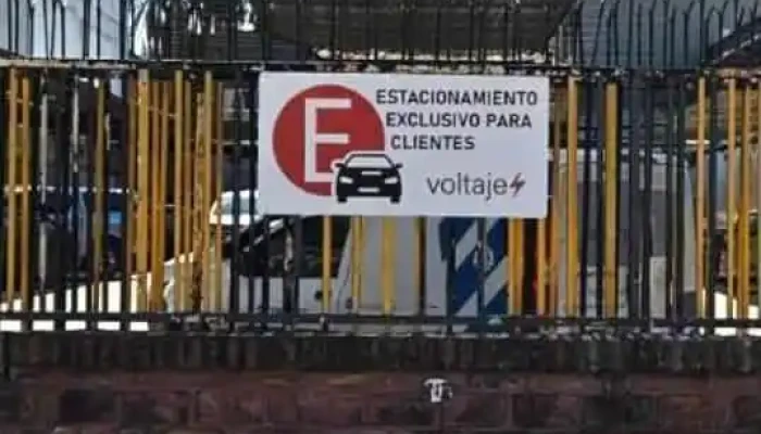 Voltaje Materiales Electricos E Iluminacion -  Del Propietario - San Miguel de Tucumán